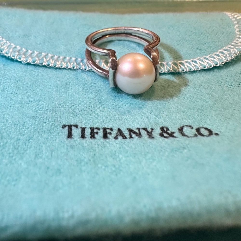 Tiffany & Co. Silver Pearl Ring